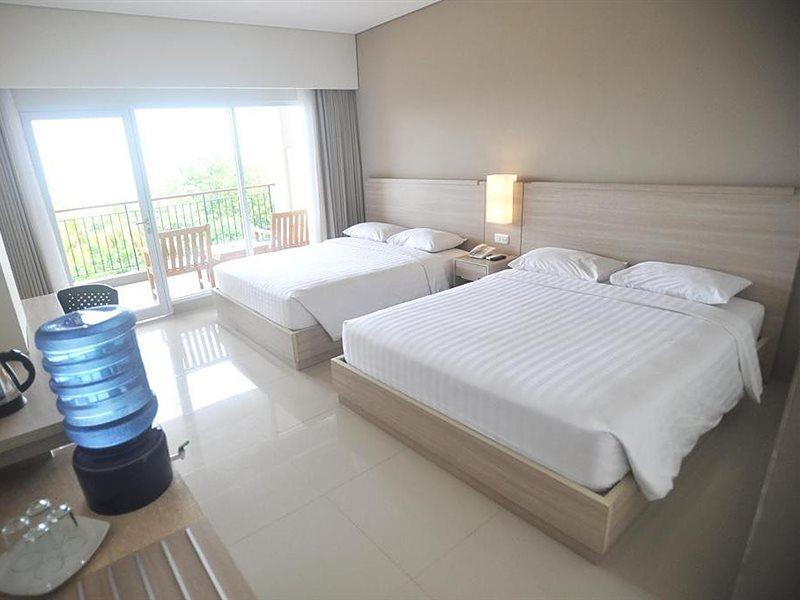 Laut Biru Resort Hotel Pangandaran Extérieur photo